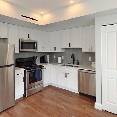 Fun Cozy Apts - 1 25 Mile Walk To Tiaa Bnk Fld Jacksonville Eksteriør bilde